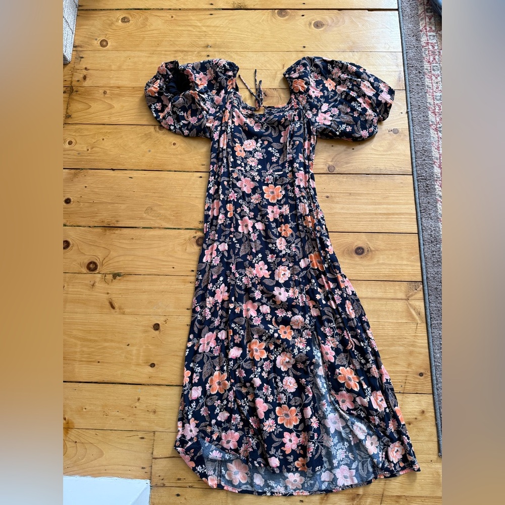 Old Navy Floral Puff Sleeve Maxi Dress